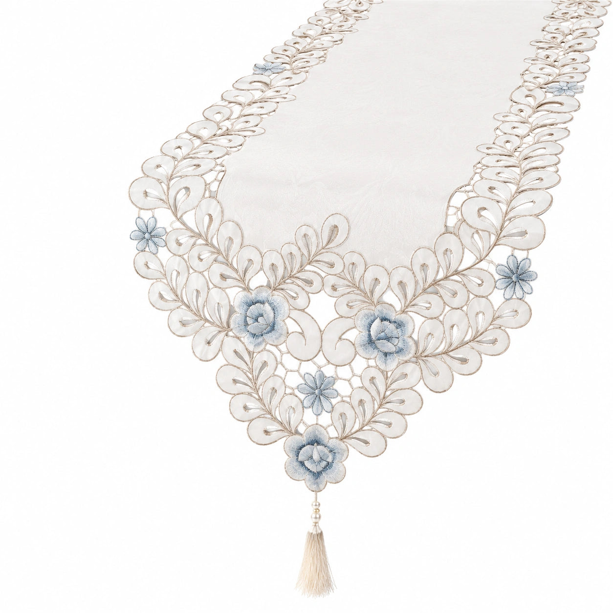 Chemin de table en dentelle avec broderie florale bleu et franges