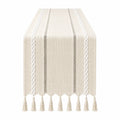 Chemin de table beige avec franges et rayures tressées